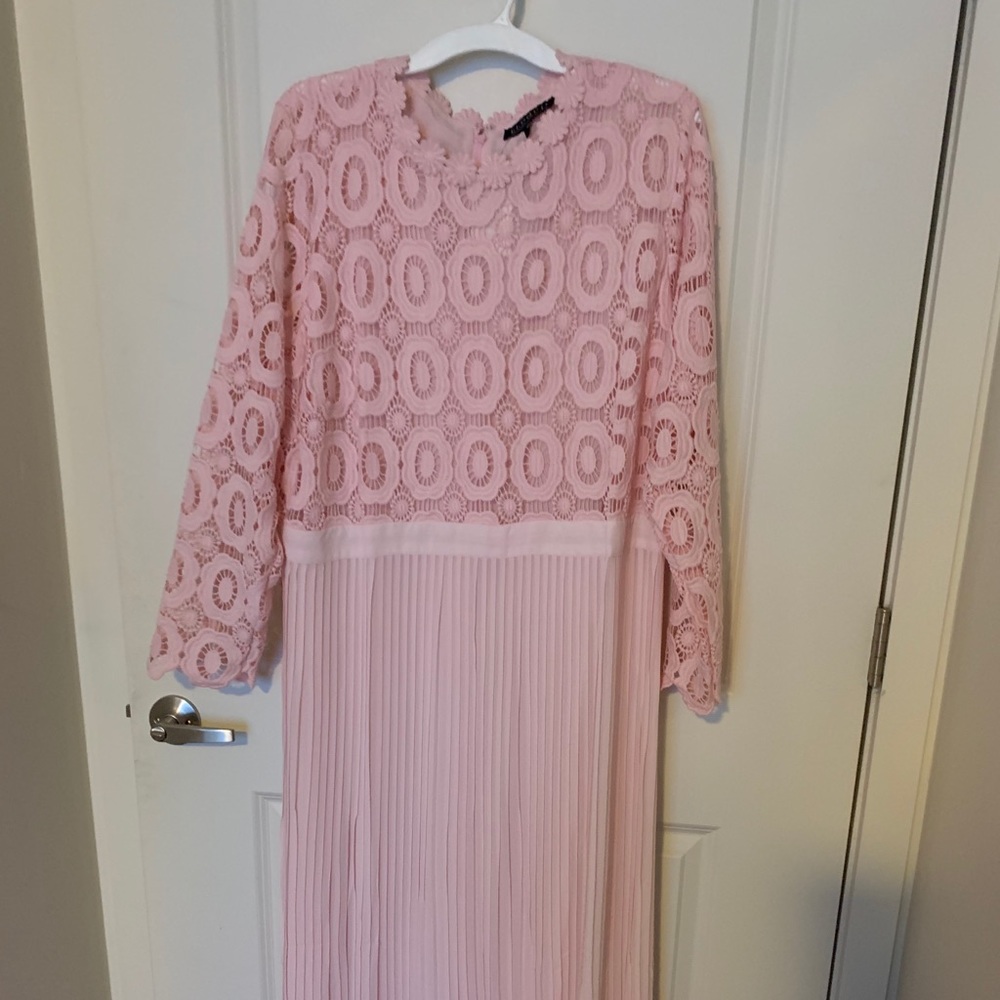 Long sleeve pink dress